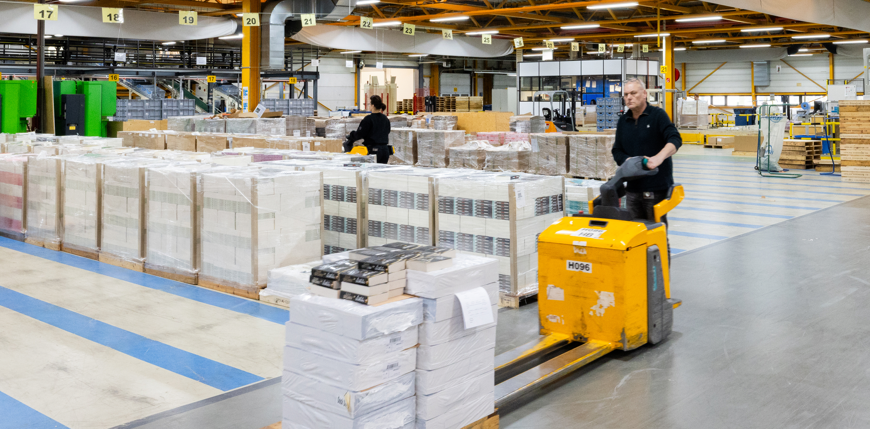 Foto van het CB-magazijn